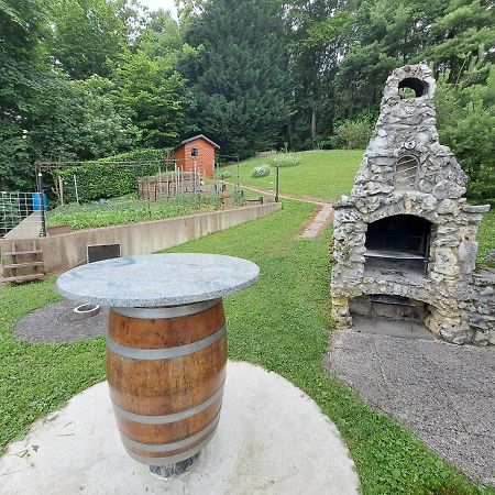 Вилла Getaway "At The Three Lights" Sevnica Экстерьер фото
